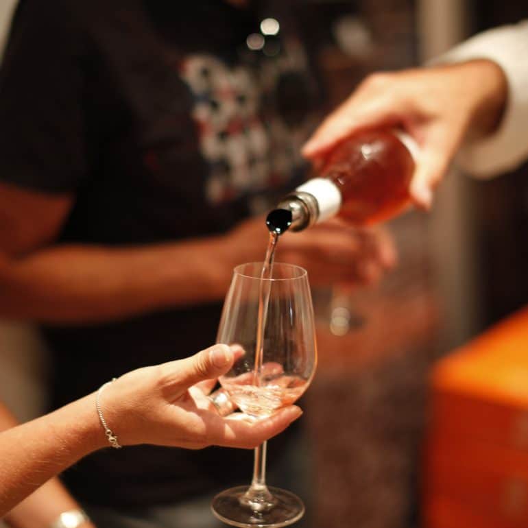 visite apero verre 770x770 1